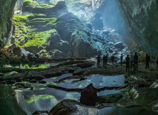 Khám phá vẻ đẹp thiên nhiên tuyệt mỹ khi tham quan hang Sơn Đoòng