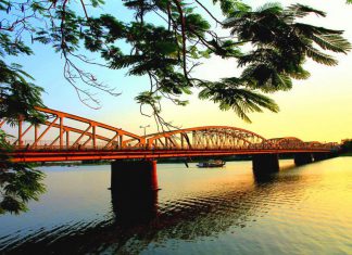 tour Hue Mua thu